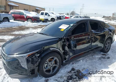 2025 Kia K4 Lxs z USA, uszkodzony, nr VIN 3KPFT4DE7SE105241